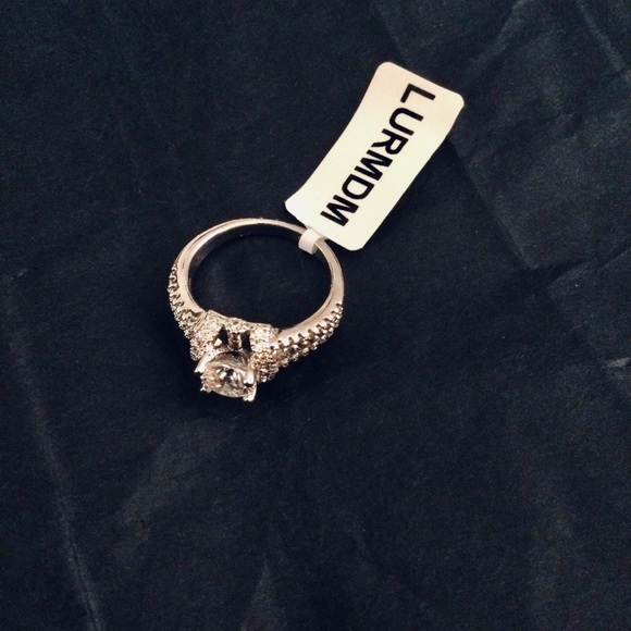 SALE π NIB Charmed Aroma Ring - Picture 4 of 8